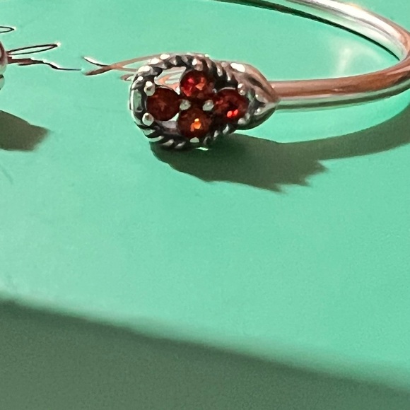 REDUCED PRICE Carolyn Pollack Garnet gemstone sterling silver cuff bracelet. - Picture 3 of 4